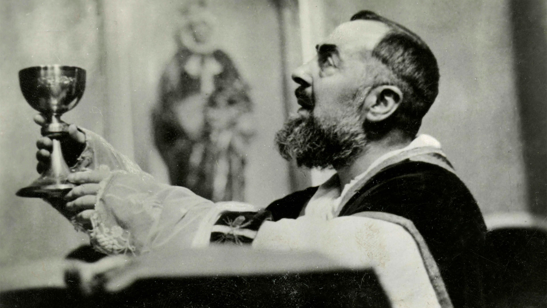 La historia de San Pío de Pietrelcina: el santo de los estigmas y los milagros